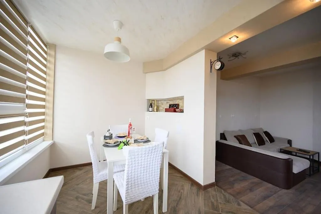 Sunset Luxury Apartment Βάρνα
